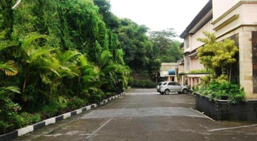 Alam Permai Hotel Bandung Dış mekan fotoğraf